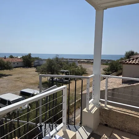 1st Floor Beachfront With Stunning Views * Frontignan